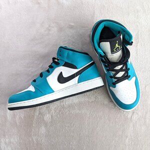 Nike Air Jordon 1 sneakers, mid rise, size 6, teal and white'